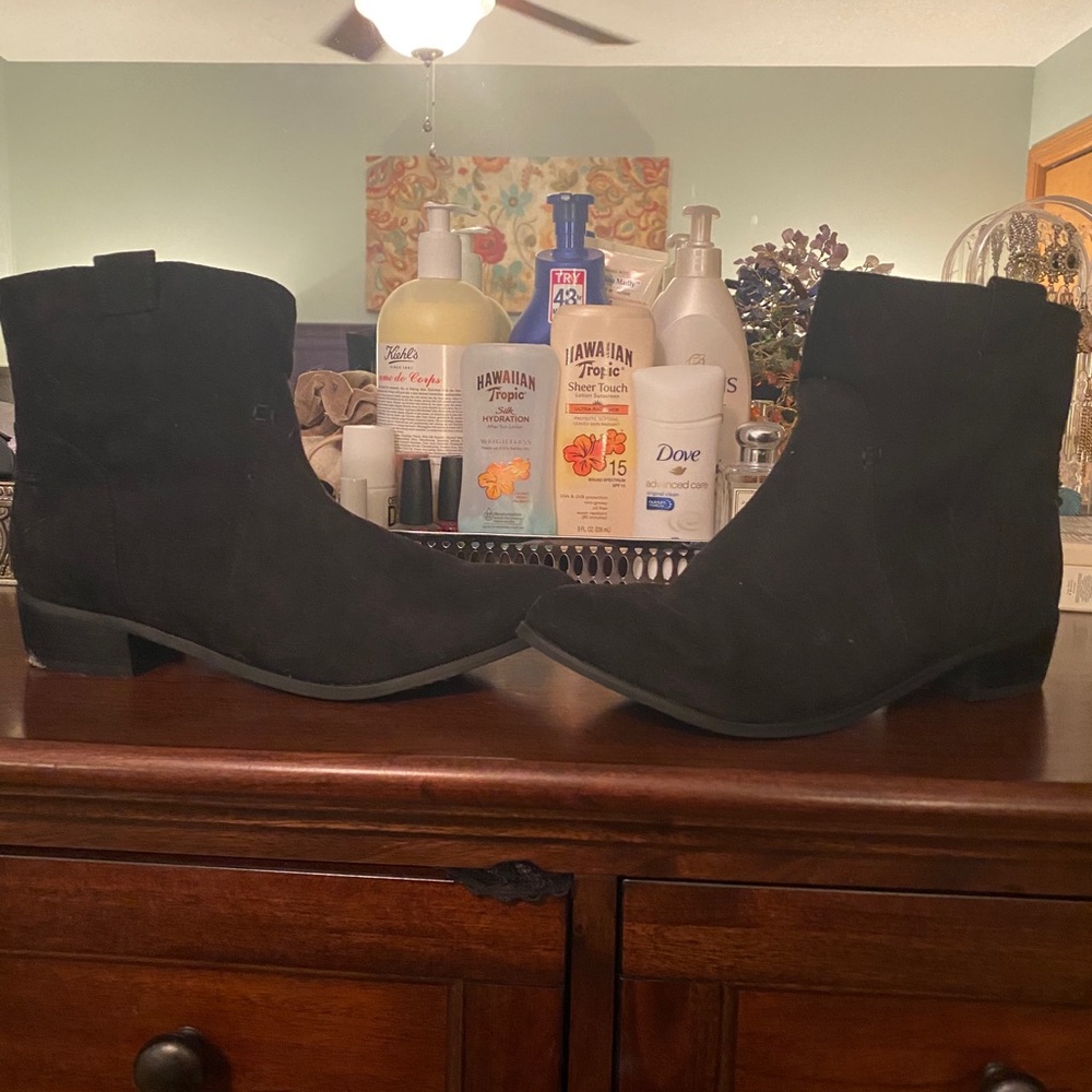 JustFab Classic Black Suede Bootie